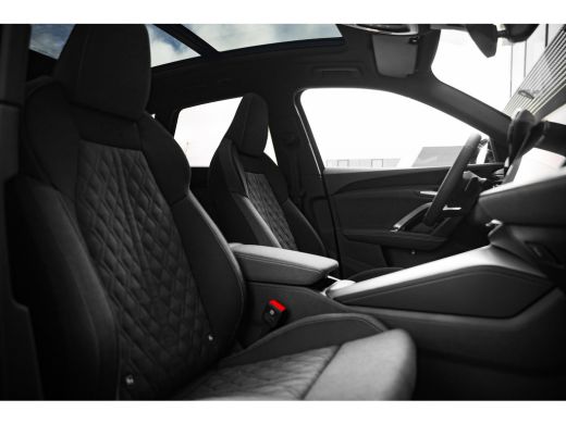 Audi Q5 S edition | Audi virtual cockpit | Exterieurpakket zwart | Hemelbekleding in zwart ActivLease financial lease