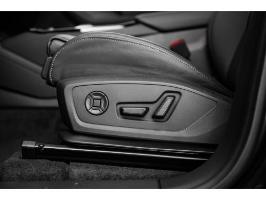 Audi Q6 e-tron S edition | Adaptive air suspension | Adaptive cruise control | Audi sound system ActivLease financial lease