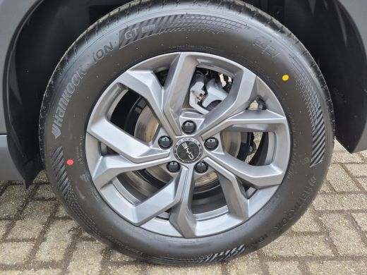 BYD ATTO 2 Comfort 65 kWh | 430km WLTP | 360&deg; camera | Warmtepomp | Panoramadak | Stoelverwarming | Dodehoek... ActivLease financial lease