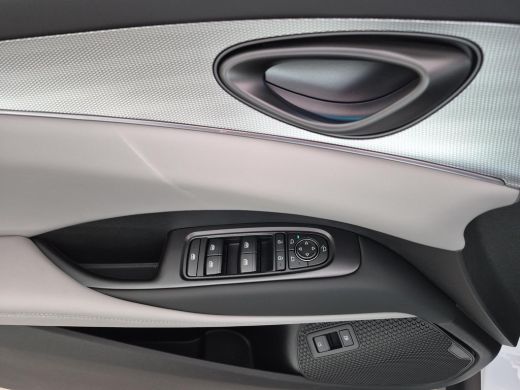 BYD SEAL 1.5 DM-i Comfort - Touring | &euro;4000 korting | 1350 KM WLTP | Elektrische klep | Apple Carplay/Andr... ActivLease financial lease