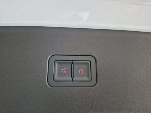 BYD SEAL 1.5 DM-i Comfort - Touring | &euro;4000 korting | 1350 KM WLTP | Elektrische klep | Apple Carplay/Andr... ActivLease financial lease