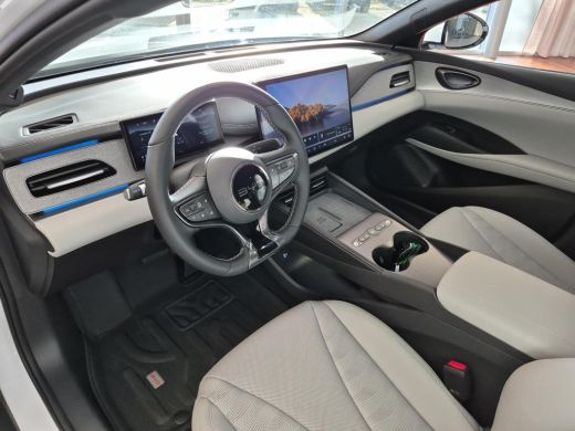 BYD SEAL 1.5 DM-i Comfort - Touring | &euro;4000 korting | 1350 KM WLTP | Elektrische klep | Apple Carplay/Andr... ActivLease financial lease