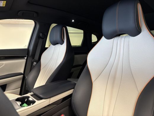 BYD SEAL U Comfort 71.8 kWh | 420 KM WLTP | 1300 KG Trekgewicht | 360&deg; Camera | Stoelverwarming | Panoramisc... ActivLease financial lease