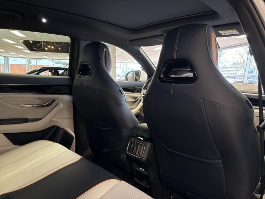 BYD SEAL U Comfort 71.8 kWh | 420 KM WLTP | 1300 KG Trekgewicht | 360&deg; Camera | Stoelverwarming | Panoramisc... ActivLease financial lease