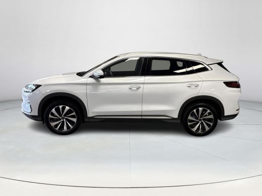 BYD SEAL U Comfort 71.8 kWh | 420 KM WLTP | 1300 KG Trekgewicht | 360&deg; Camera | Stoelverwarming | Panoramisc... ActivLease financial lease