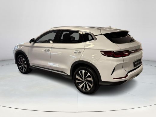 BYD SEAL U Comfort 71.8 kWh | 420 KM WLTP | 1300 KG Trekgewicht | 360&deg; Camera | Stoelverwarming | Panoramisc... ActivLease financial lease