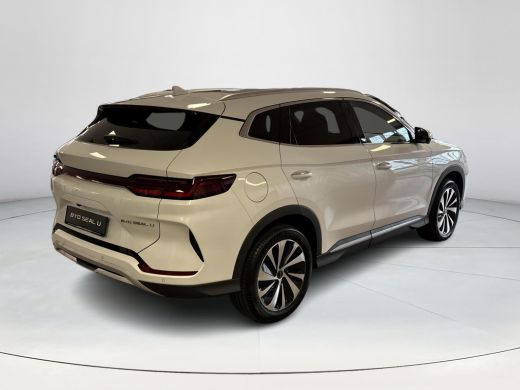 BYD SEAL U Comfort 71.8 kWh | 420 KM WLTP | 1300 KG Trekgewicht | 360&deg; Camera | Stoelverwarming | Panoramisc... ActivLease financial lease