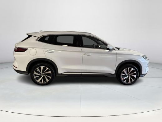 BYD SEAL U Comfort 71.8 kWh | 420 KM WLTP | 1300 KG Trekgewicht | 360&deg; Camera | Stoelverwarming | Panoramisc... ActivLease financial lease