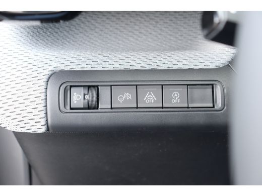 Citroën C3 1.2 TURBO 100PK MAX / NAVI / CLIMA / LED / PDC / 17" LMV / CAMERA / HUD / BLUETOOTH / CRUISECONTR... ActivLease financial lease