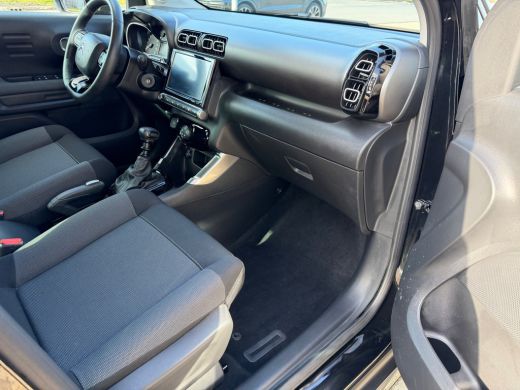 Citroën C3 Aircross 1.2 PureTech Shine Navi | App | Cruise | Metallic ActivLease financial lease