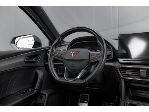 CUPRA Leon Sportstourer 1.4 e-Hybrid 245 PK VZ Business Trekhaak | Dodehoekdetectie | Adaptive cruise control | Keyless e... ActivLease financial lease