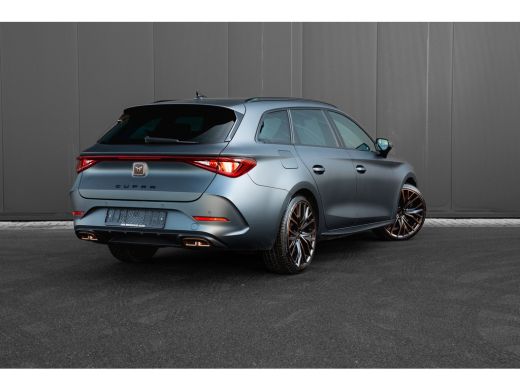 CUPRA Leon Sportstourer 1.4 e-Hybrid 245 PK VZ Business Trekhaak | Dodehoekdetectie | Adaptive cruise control | Keyless e... ActivLease financial lease
