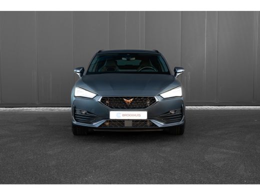 CUPRA Leon Sportstourer 1.4 e-Hybrid 245 PK VZ Business Trekhaak | Dodehoekdetectie | Adaptive cruise control | Keyless e... ActivLease financial lease