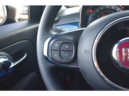 Fiat 500 1.0 Hybrid | Navigatie By App | Cruise Control | Airco | 16"LMV !! ActivLease financial lease