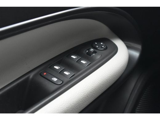 Fiat 600 1.2 Hybrid La Prima 8 Jaar Garantie! | Massage | Vol-Leder | Adaptive Cruise | Elektr. Stoelen | ... ActivLease financial lease