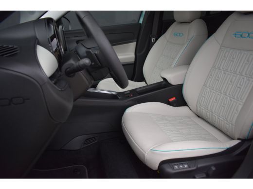 Fiat 600 1.2 Hybrid La Prima 8 Jaar Garantie! | Massage | Vol-Leder | Adaptive Cruise | Elektr. Stoelen | ... ActivLease financial lease