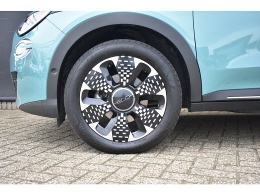 Fiat 600 1.2 Hybrid La Prima 8 Jaar Garantie! | Massage | Vol-Leder | Adaptive Cruise | Elektr. Stoelen | ... ActivLease financial lease