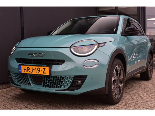 Fiat 600 1.2 Hybrid La Prima 8 Jaar Garantie! | Massage | Vol-Leder | Adaptive Cruise | Elektr. Stoelen | ... ActivLease financial lease