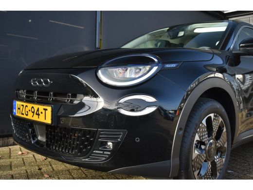 Fiat 600 1.2 Hybrid La Prima 8 Jaar Garantie! | Massage | Vol-Leder | Adaptive Cruise | Elektr. Stoelen | ... ActivLease financial lease