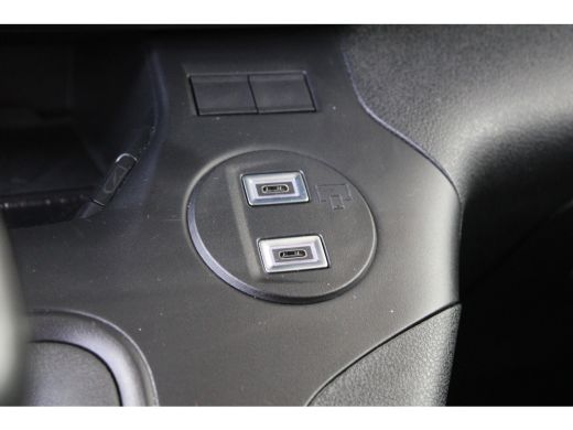 Fiat Dobl&ograve; 1.5D 100pk L1 650kg | Keyless start | Dodehoek-detectie | Apple carplay | Achteruitrijcamera | ActivLease financial lease