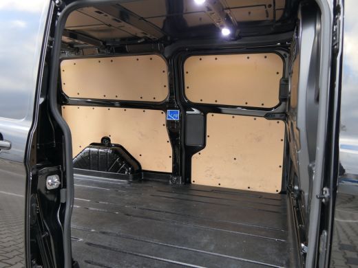 Ford Transit Custom 320 2.0 TDCI 185pk Automaat L2H1 Sport | Camera | BLIS | Navigatie | Bijrijdersbank | Trekhaak | ... ActivLease financial lease