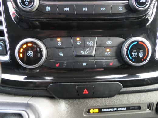 Ford Transit Custom 320 2.0 TDCI 185pk Automaat L2H1 Sport | Camera | BLIS | Navigatie | Bijrijdersbank | Trekhaak | ... ActivLease financial lease