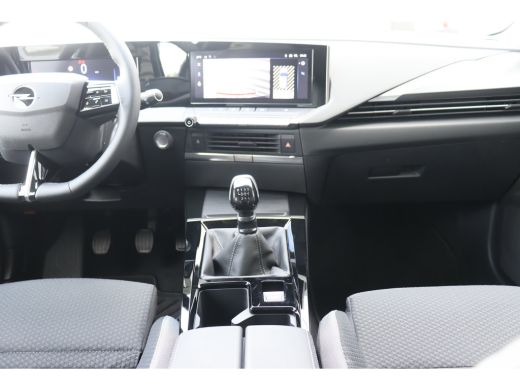 Opel Astra Sports Tourer 1.2 TURBO 110PK BUSINESS EDITION / NAVI / CLIMA / LED / PDC / AGR / 16" LMV / CAMER... ActivLease financial lease