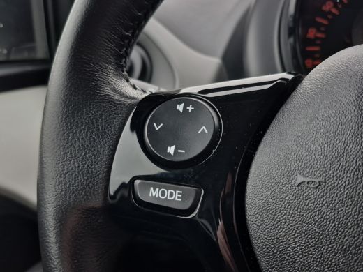 Peugeot 108 1.0 e-VTi Active Automaat | Airco | Bluetooth | Multifunctioneel stuurwiel | ActivLease financial lease