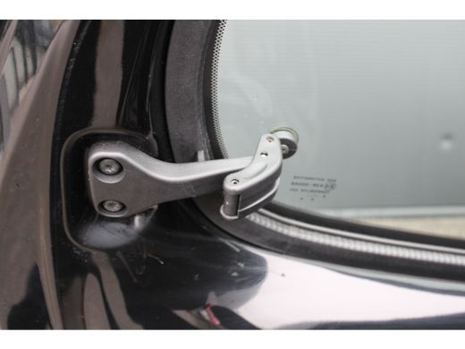 Peugeot 108 1.0 e-VTi Allure | Navi by app | Camera | Climate control | Bluetooth | 29.500km | Lichtmetaal | ActivLease financial lease