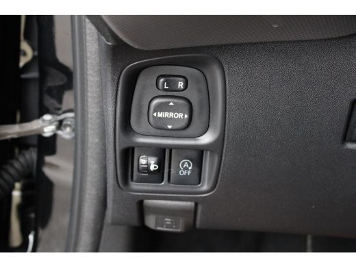 Peugeot 108 1.0 e-VTi Allure | Navi by app | Camera | Climate control | Bluetooth | 29.500km | Lichtmetaal | ActivLease financial lease