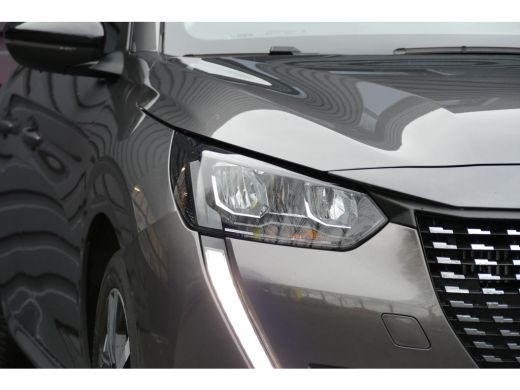 Peugeot 208 1.2 PURETECH 100PK 5-DRS ALLURE / NAVI / LED / CLIMA / PDC / 16"LMV / KEYLESS / WINTERPAKKET / BL... ActivLease financial lease