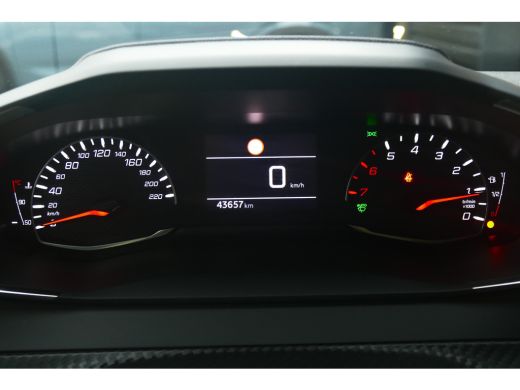 Peugeot 208 1.2 PURETECH 100PK 5-DRS ALLURE / NAVI / LED / CLIMA / PDC / 16"LMV / KEYLESS / WINTERPAKKET / BL... ActivLease financial lease