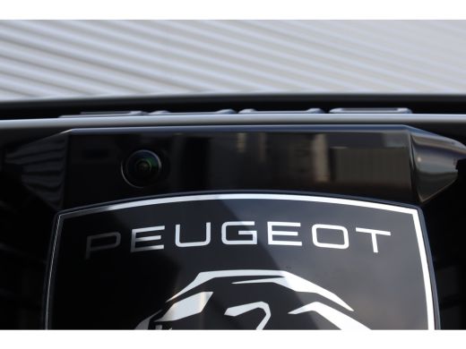 Peugeot e-3008 73KWH GT AVANTAGE 214PK / NAVI / LEDER / CLIMA / FULL-LED / 19" LMV / KEYLESS / WARMTEPOMP / PANO... ActivLease financial lease