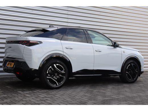 Peugeot e-3008 73KWH GT AVANTAGE 214PK / NAVI / LEDER / CLIMA / FULL-LED / 19" LMV / KEYLESS / WARMTEPOMP / PANO... ActivLease financial lease