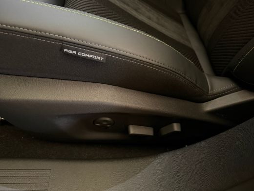 Peugeot e-308 GT Avantage EV 54 kWh Alcantara | Warmtepomp | Navigatie | Stoelverwarming | Apple Carplay/Androi... ActivLease financial lease