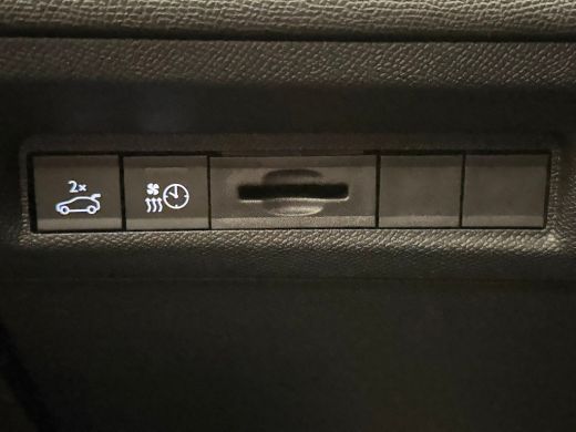 Peugeot e-308 GT Avantage EV 54 kWh Alcantara | Warmtepomp | Navigatie | Stoelverwarming | Apple Carplay/Androi... ActivLease financial lease