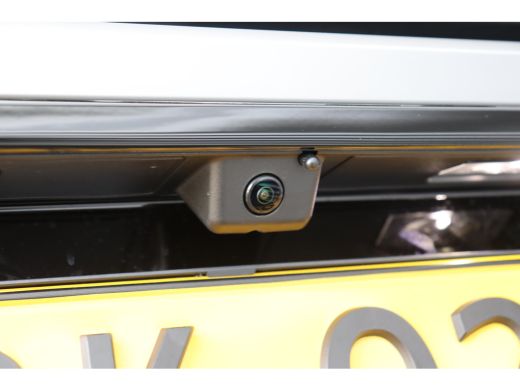 Peugeot e-5008 73KWH 210PK 7-ZITS GT AVANTAGE AUTOMAAT / NAVI / LEDER / CLIMA / FULL-LED / 19" LMV / KEYLESS / P... ActivLease financial lease