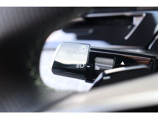 Peugeot e-5008 73KWH 210PK 7-ZITS GT AVANTAGE AUTOMAAT / NAVI / LEDER / CLIMA / FULL-LED / 19" LMV / KEYLESS / P... ActivLease financial lease