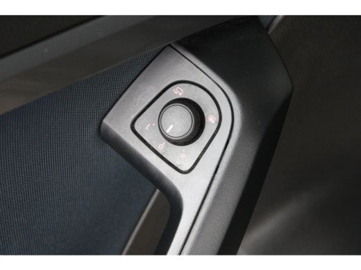 Seat Ateca 1.4 EcoTSI FR Business Intense | Automaat | Navigatie | 18` lichtmetalen velgen | Achteruitrijcam... ActivLease financial lease