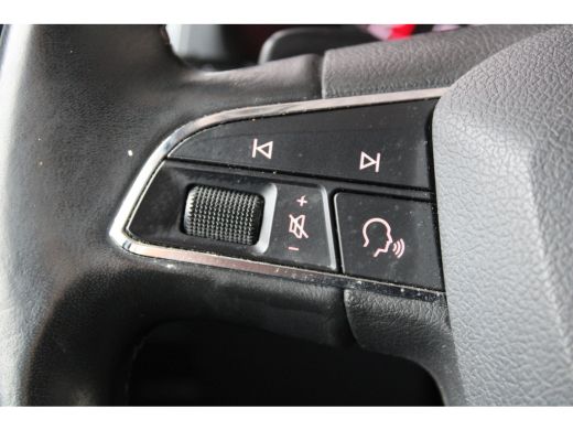 Seat Ateca 1.4 EcoTSI FR Business Intense | Automaat | Navigatie | 18` lichtmetalen velgen | Achteruitrijcam... ActivLease financial lease