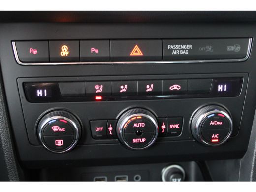 Seat Ateca 1.4 EcoTSI FR Business Intense | Automaat | Navigatie | 18` lichtmetalen velgen | Achteruitrijcam... ActivLease financial lease