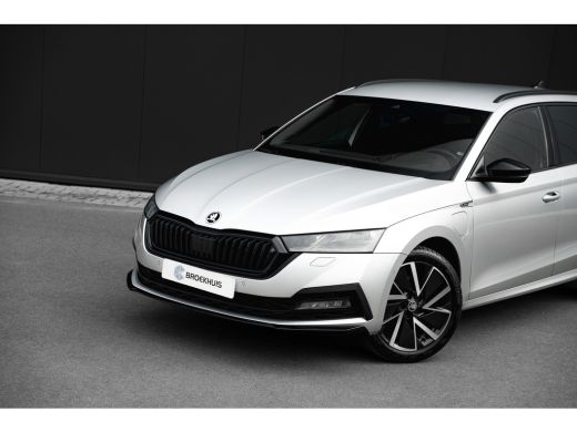 Skoda Octavia Combi 1.4 TSI iV PHEV 204 PK Sportline Business Achteruitrijcamera | Head up | Keyless entry | Ca... ActivLease financial lease