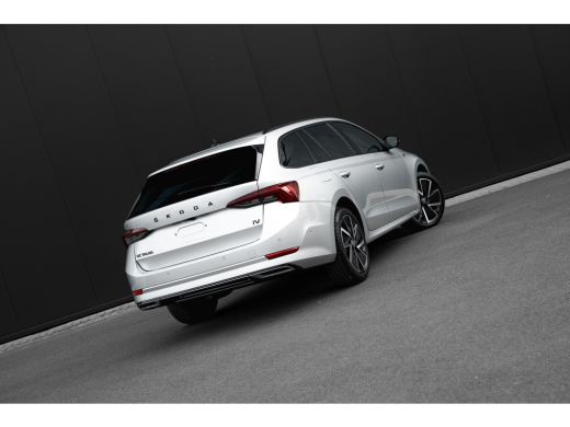 Skoda Octavia Combi 1.4 TSI iV PHEV 204 PK Sportline Business Achteruitrijcamera | Head up | Keyless entry | Ca... ActivLease financial lease