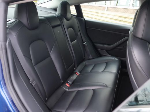 Tesla Model 3 60 kWh RWD *BTW* + AFN. TREKHAAK | LEDER | AUTOPILOT | PANORAMA | 3 CAMERA'S ActivLease financial lease