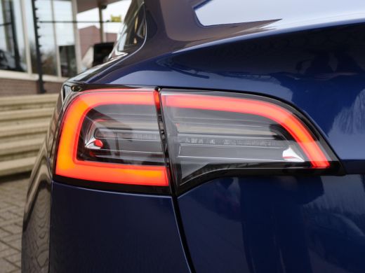 Tesla Model 3 60 kWh RWD *BTW* + AFN. TREKHAAK | LEDER | AUTOPILOT | PANORAMA | 3 CAMERA'S ActivLease financial lease