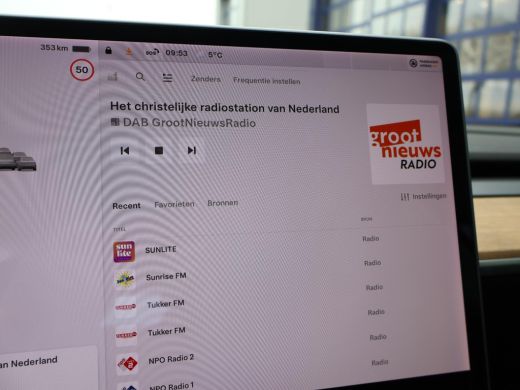Tesla Model 3 60 kWh RWD *BTW* + AFN. TREKHAAK | LEDER | AUTOPILOT | PANORAMA | 3 CAMERA'S ActivLease financial lease