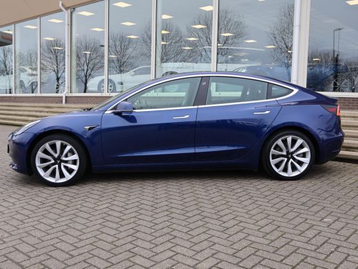 Tesla Model 3 60 kWh RWD *BTW* + AFN. TREKHAAK | LEDER | AUTOPILOT | PANORAMA | 3 CAMERA'S ActivLease financial lease