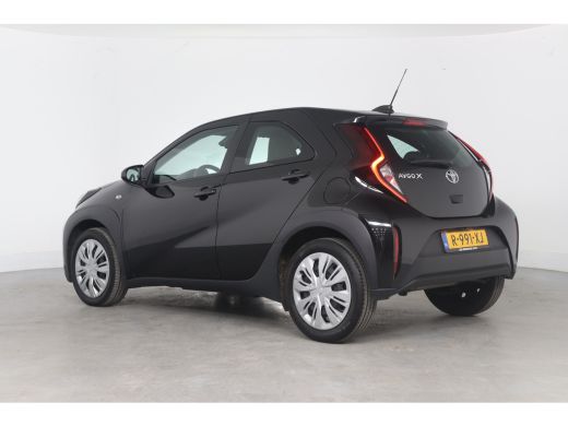 Toyota Aygo 1.0 VVT-i MT Play | 1e Eigenaar! | Navi By App | Cruise Adaptive | Airco | Camera | DAB | Bluetoo... ActivLease financial lease