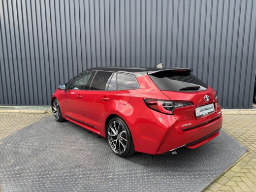 Toyota Corolla Touring Sports 2.0 Hybrid Executive / Bi tone | Schuif/-kantel dak | JBL | Head-up | Rijklaar!! ActivLease financial lease