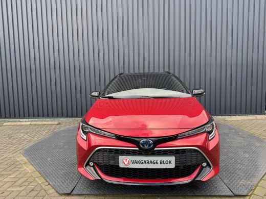 Toyota Corolla Touring Sports 2.0 Hybrid Executive / Bi tone | Schuif/-kantel dak | JBL | Head-up | Rijklaar!! ActivLease financial lease